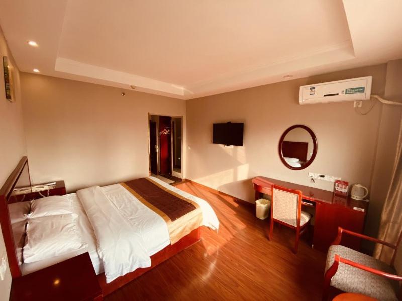 Greentree Inn Huai'An Bus Station Golden Eagle Xinya Huaihai Road Business Hotel Huai'an (Jiangsu) Exterior foto